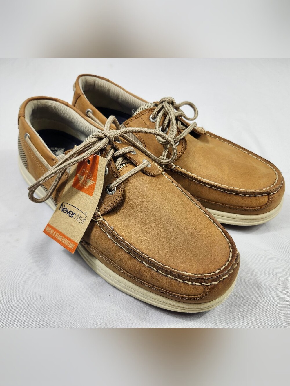 Dockers Men's 11 W Tan Leather Never Wet 3 Eye Boat Shoes
